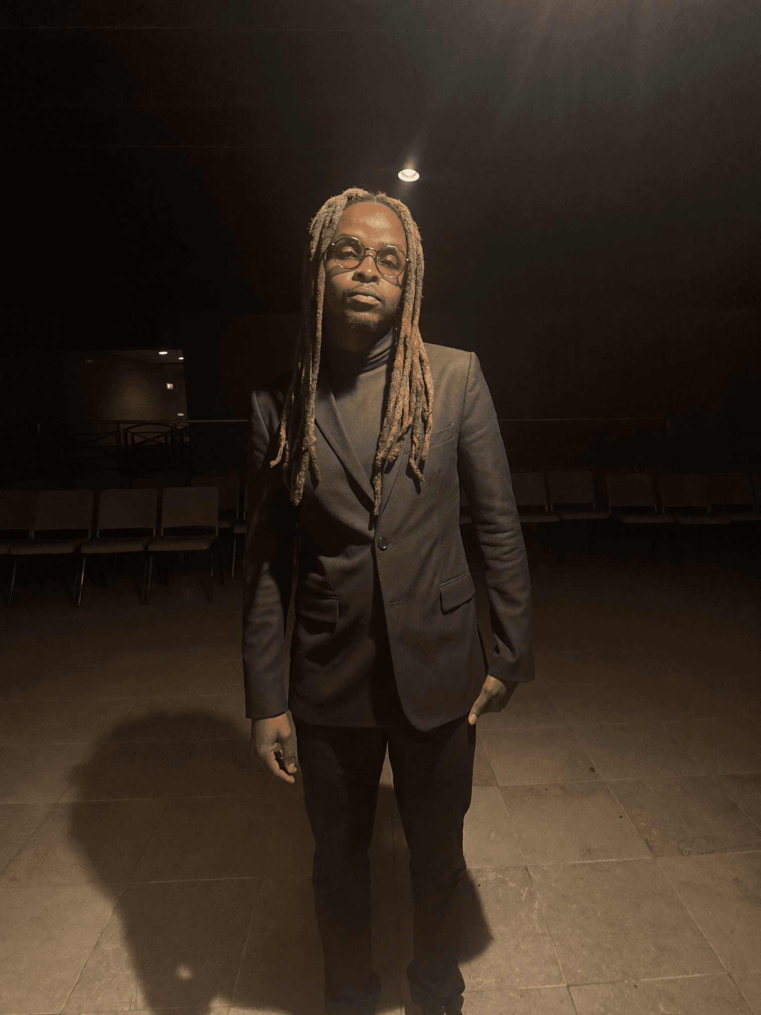 Muoka — the room before the room arrives